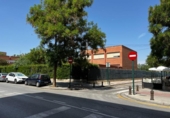 50m² commercial premises for rent in Granada, in the area of Santa Adela, Calle Doctor Creus photo