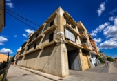 767m² bâtiment résidentiel pour vente à Manuel, Calle Caja de Ahorros photo