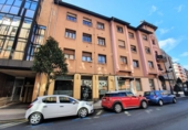 Local comercial en venta con 179m² en Oviedo foto