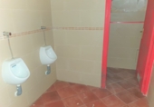 Local comercial en venta con 179m² en Oviedo foto