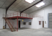 800m² entrepôt industriel pour location à Villaturiel, Santa Olaja De La Ribera photo