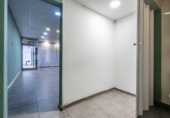46m² locaux commerciaux pour vente à Armilla, dans le quartier de Santa Juliana, Ayuntamiento photo