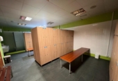 389m² commercial premises for sale in Ponferrada, Calle Camino de Santiago photo
