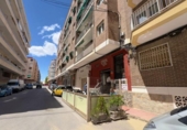 190m² locaux commerciaux pour vente à Torrevieja, Avenida Doctor Gregorio Marañón photo