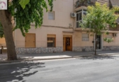 33m² commercial premises for sale in Granada, in the area of Los Vergeles, Carretera de Zubia photo