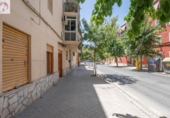 33m² commercial premises for sale in Granada, in the area of Los Vergeles, Carretera de Zubia photo