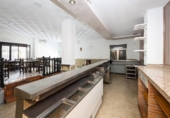 195m² cafétéria pour vente à Maracena, Calle Blasco Ibáñez photo