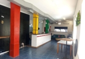 Local comercial en venta con 130m² en Madrid foto