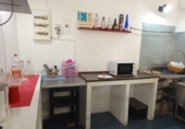 Local comercial en venta con 130m² en Madrid foto
