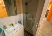 Local comercial
en venda
amb 85m² a Martorelles, Carrer de Dionís Girona foto