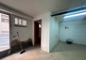 129m² commercial premises for sale in Zaragoza, in the area of Casetas, Calle Baleares photo