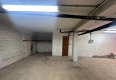 129m² commercial premises for sale in Zaragoza, in the area of Casetas, Calle Baleares photo