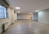 175m² office for sale in Cáceres, in the area of Hernán Cortés, Calle Cayo Norbano Flaco photo