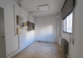 175m² office for sale in Cáceres, in the area of Hernán Cortés, Calle Cayo Norbano Flaco photo