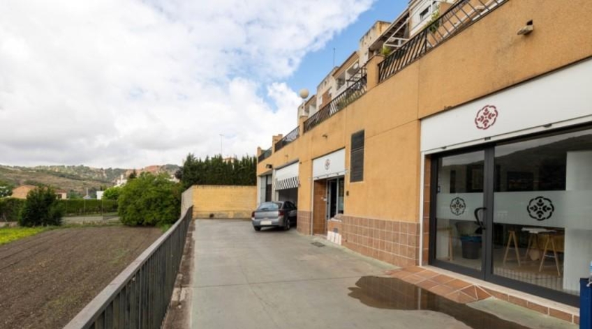 Local comercial