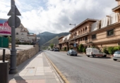 Local comercial en venta con 227m² en Cenes de la Vega, A-4026 foto