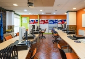 Local comercial en venta con 227m² en Cenes de la Vega, A-4026 foto