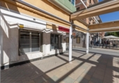 Restaurante en venta con 88m² en Fuente Vaqueros, Calle Juan Ramón Jiménez foto