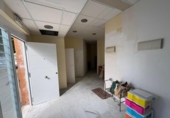 68m² commercial premises for sale in Seville, in the area of La Calzada, Calle Enrique Marco Dorta photo