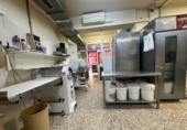 121m² commercial premises for sale in Ponferrada, Avenida de la Cemba photo