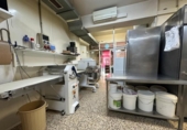 121m² commercial premises for sale in Ponferrada, Avenida de la Cemba photo
