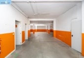 340m² locaux commerciaux industriel pour vente à Grenade, dans le quartier de Quartier de San Antón, Calle Ribera del Genil photo
