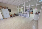 230m² bureaux pour vente à Igualada, Carrer de Santa Margarida de Montbuí photo