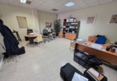 230m² bureaux pour vente à Igualada, Carrer de Santa Margarida de Montbuí photo