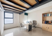 246m² commercial premises for sale in Burjasot, Calle Santísima Trinidad photo