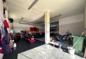 Nau Industrial
en venda
amb 170m² a Vigo, a la zona de Lavadores, Rúa Gandarón foto