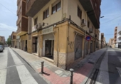 Local comercial en venta con 101m² en Elda, Calle Vicente Blasco Ibáñez foto