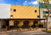 Local comercial en venta con 468m² en Santa Fe, Calle Secretario Antonio Pérez Funes foto