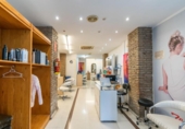 193m² commercial premises for sale in Granada, in the area of Boquerón Neighborhood, Calle San Juan de Dios photo