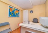 472m² commercial premises for sale in Granada, Calle de Pérez Galdós photo