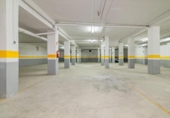 472m² commercial premises for sale in Granada, Calle de Pérez Galdós photo