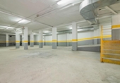 472m² commercial premises for sale in Granada, Calle de Pérez Galdós photo