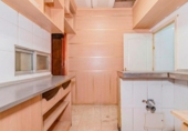 112m² commercial premises for sale in Granada, in the area of Doctors, Calle Doctor Mesa Moles photo