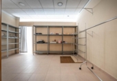 65m² locaux commerciaux pour vente à Armilla, Plaza Tres Cruces photo