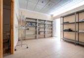 65m² locaux commerciaux pour vente à Armilla, Plaza Tres Cruces photo