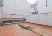 Local comercial en venta con 194m² en Ogíjares, Calle Ángel Ganivet foto