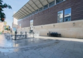 Local comercial
en venda
amb 144m² a Granada, a la zona de Barri de San Jerónimo, Calle Santa Paula foto
