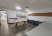 585m² office for rent in Palma photo