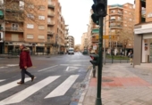 Local comercial en alquiler con 25m² en Granada, en la zona de Casillas Bajas, Calle Hermanos Carazo foto