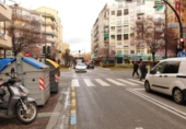 Local comercial en alquiler con 25m² en Granada, en la zona de Casillas Bajas, Calle Hermanos Carazo foto
