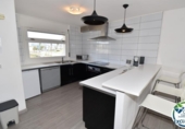 189m² bâtiment pour vente à Empuriabrava, dans le quartier de Empuriabrava, Carrer Salins 1 Linea photo