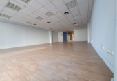 73m² bureau pour vente à Oviède, dans le quartier de Malatería photo