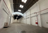 3008m² warehouse industrial for rent in l'Hospitalet de Llobregat, in the area of Centre photo