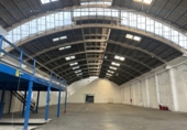 3008m² warehouse industrial for rent in l'Hospitalet de Llobregat, in the area of Centre photo