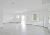 60m² offices for sale in Motril, photo