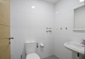60m² offices for sale in Motril, photo
